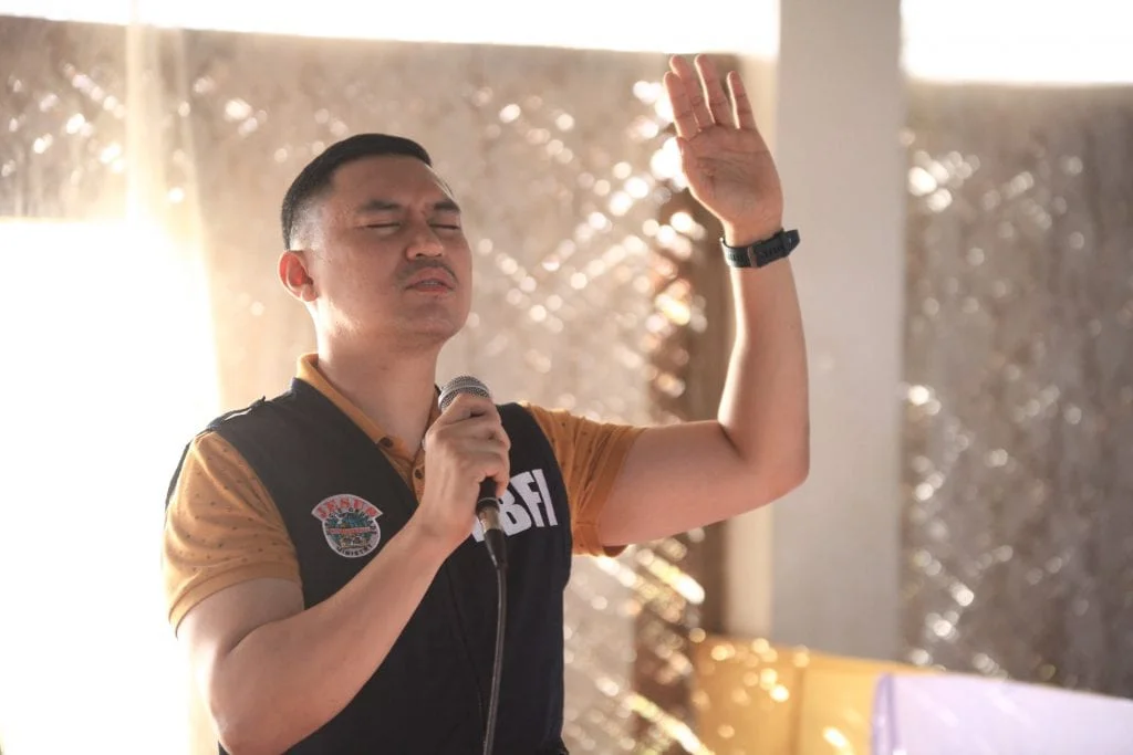 Bel. Minister Dennis Ope&ntilde;a